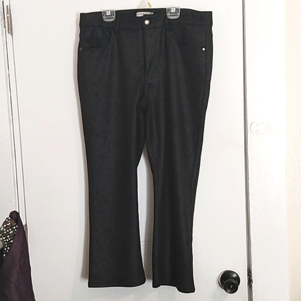 Frye and Co Black Faux Leather Pants Women's Size 16
